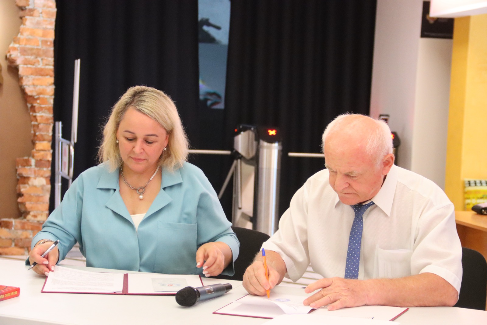 Единство народов — залог Победы: в Махачкале прошёл круглый стол о наследии Великой Отечественной войны